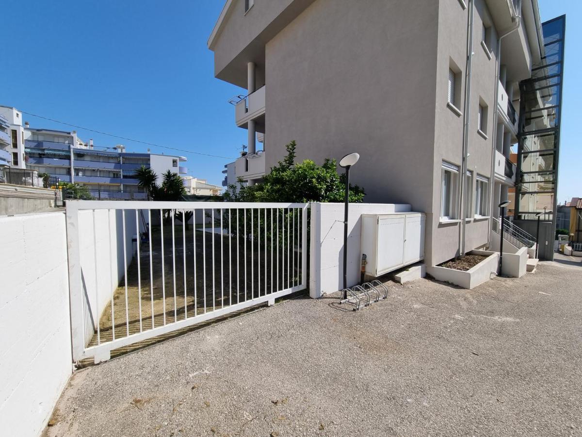 Spalato Beach Place Vasto Exterior foto