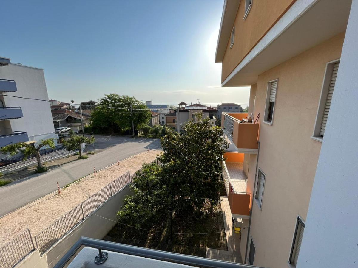 Spalato Beach Place Vasto Exterior foto